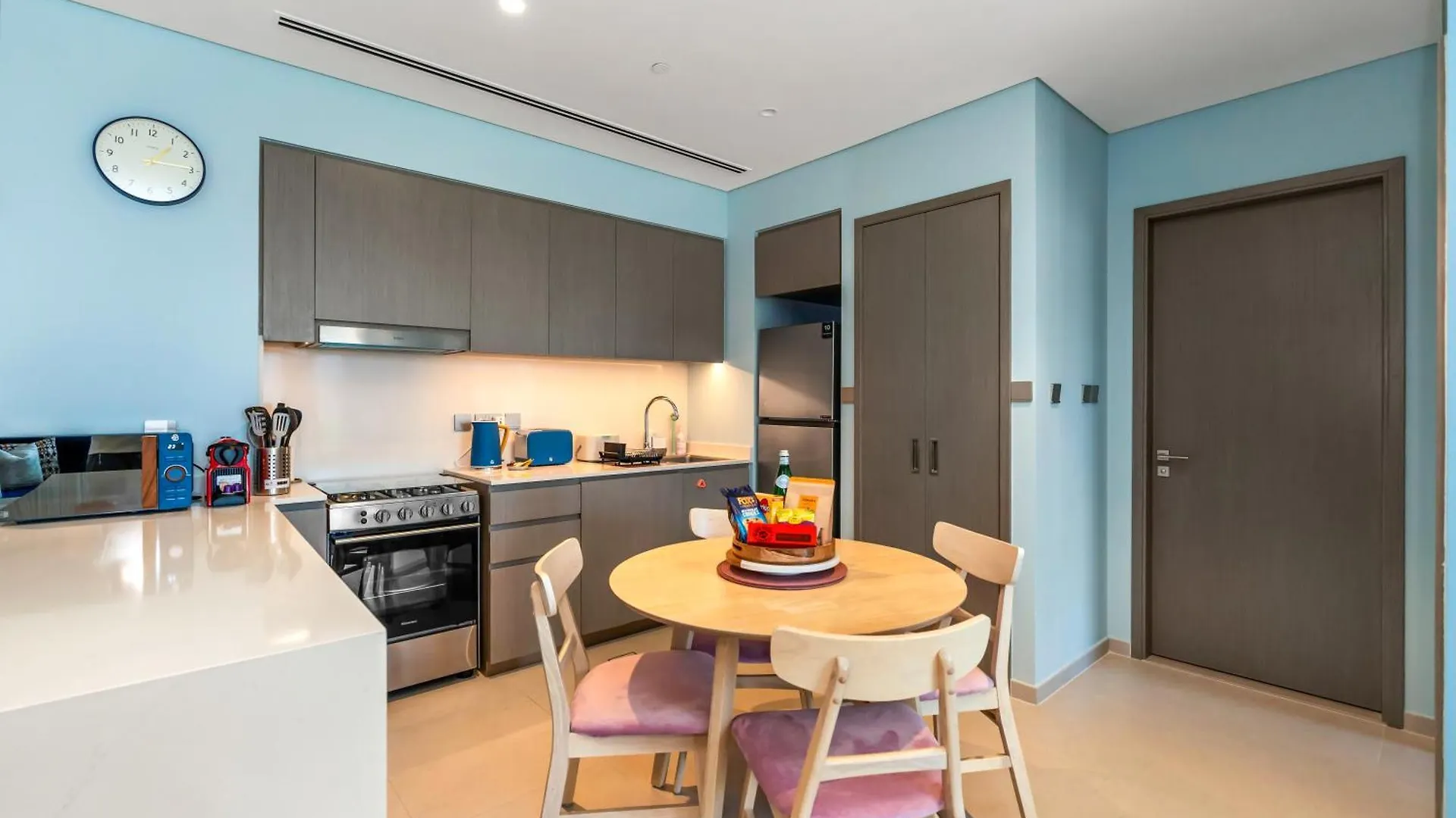 Apartment Grande Signature,1 Bdr, 4 Guests, Burj Khalifa Infinity Pool, Dubai Mall